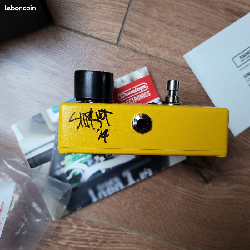 MXR Distortion+ signée par Jim Root/ Slikpnot (image 2)