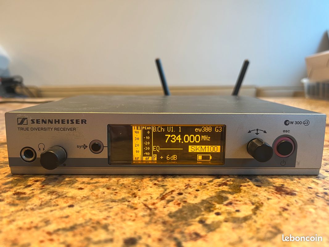 Ensemble Émetteur MAIN. Récepteur HF SENNHEISER (image 1)