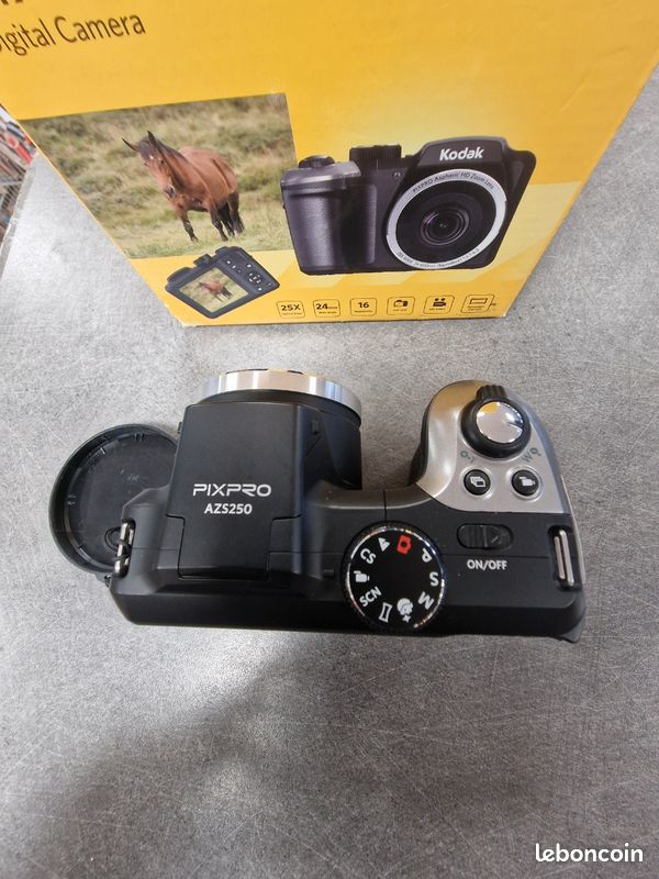Appareil photo Kodak Pixpro Az251 numérique zomm 25x