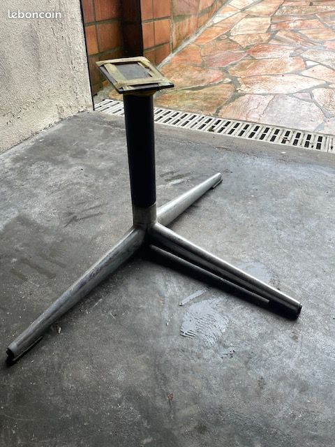 Pietement de fauteuil POLLOCK (image 1)
