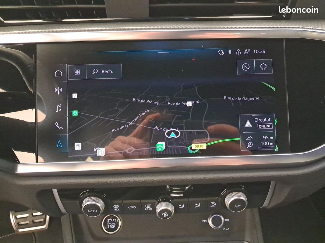AUDI Q3 Sportback 35 TFSI 150 ch S tronic 7 S line (image 19)