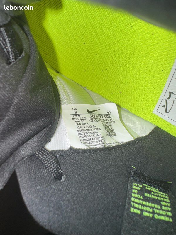 Crampons neuf Nike Tiempo (image 5)