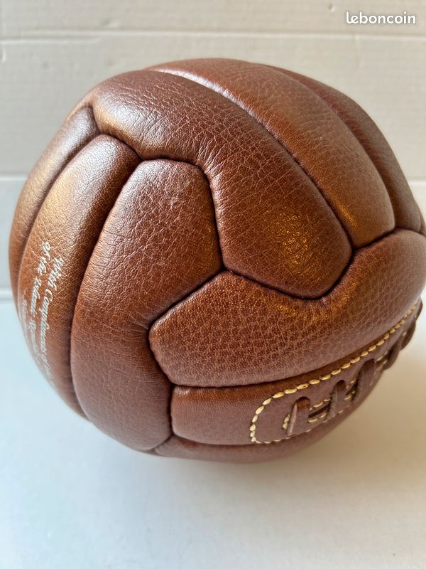 Ballons de foot en cuir personnalisables - All Sport Vintage