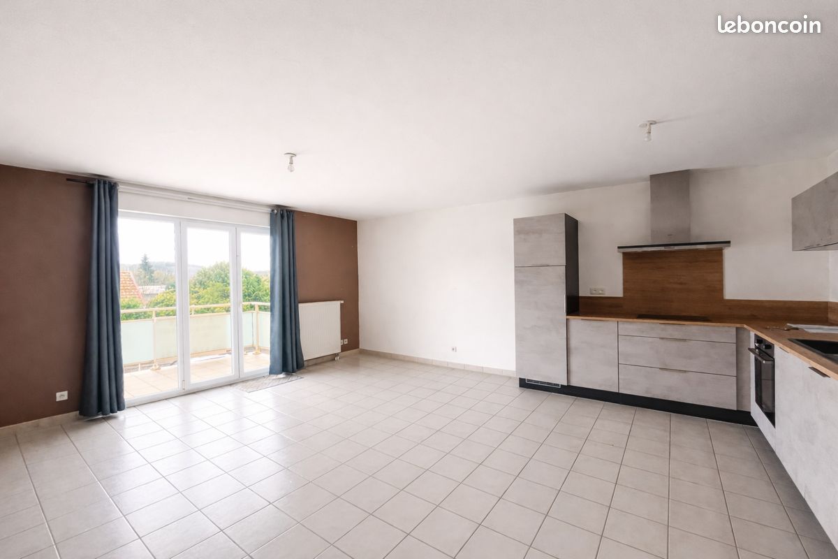 Appartement 5 pièces 105 m² · à Héricourt · 105 m² · 990 €/mois