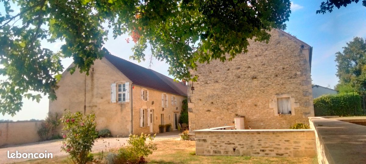 Maison 6 pièces 160 m² · à Entrains-sur-Nohain · 160 m² · 194 000 €