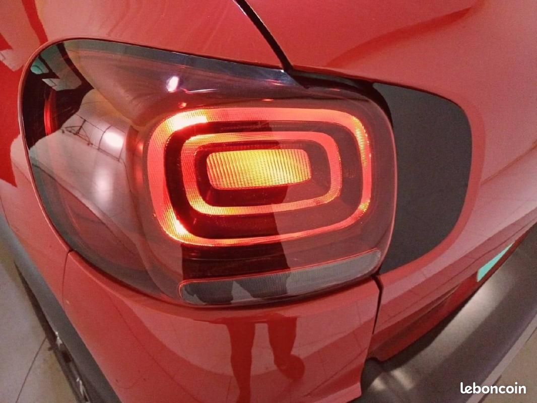Citroën C3 Aircross BlueHDi 120 S&S EAT6 - Shine (image 17)