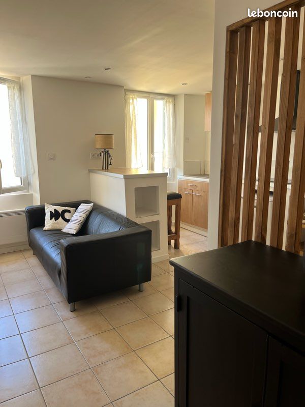 Appartement 1 pièce 28 m² · à Toulon · 28 m² · 690 €/mois