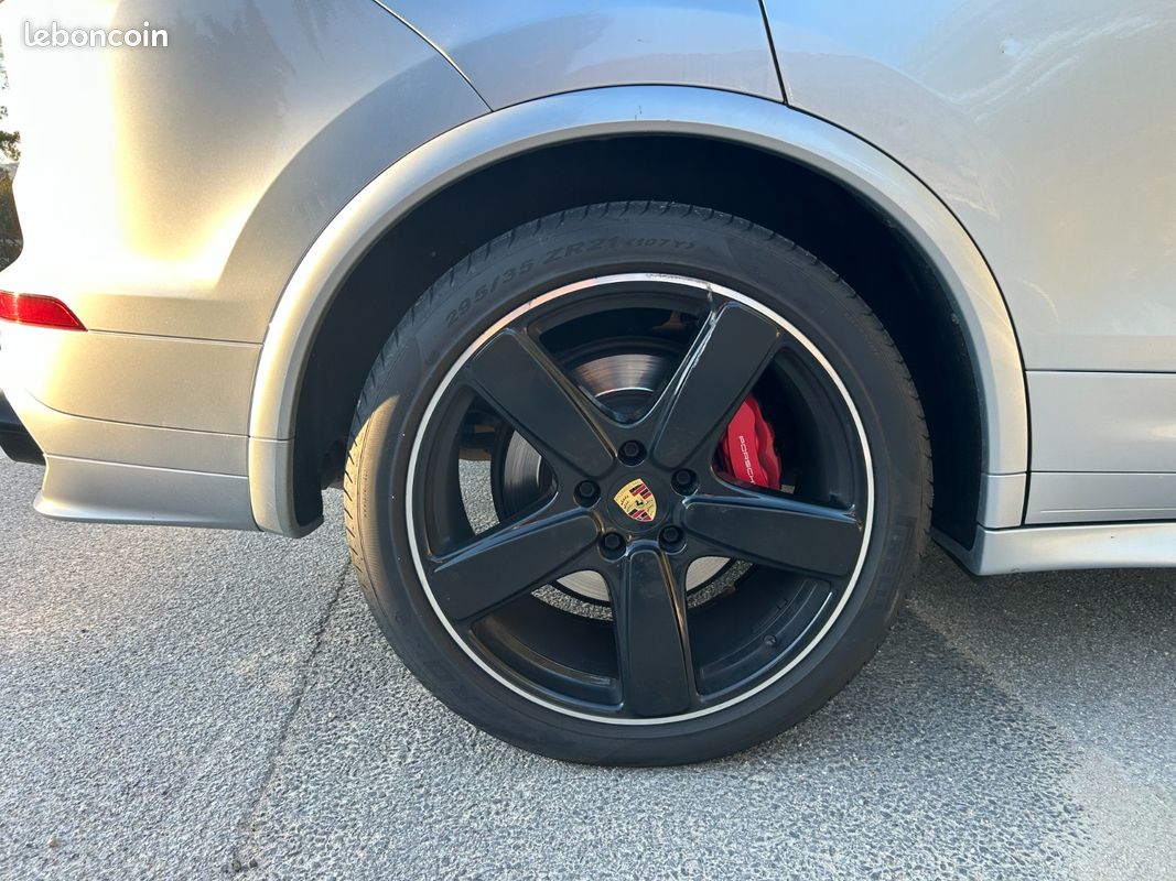 PORSCHE CAYENNE 3.6 V6 440 ch GTS Tiptronic A Francais Suivi Porsche PDLS Pack Chrono Toit Ouvrant Carplay Garantie (image 19)