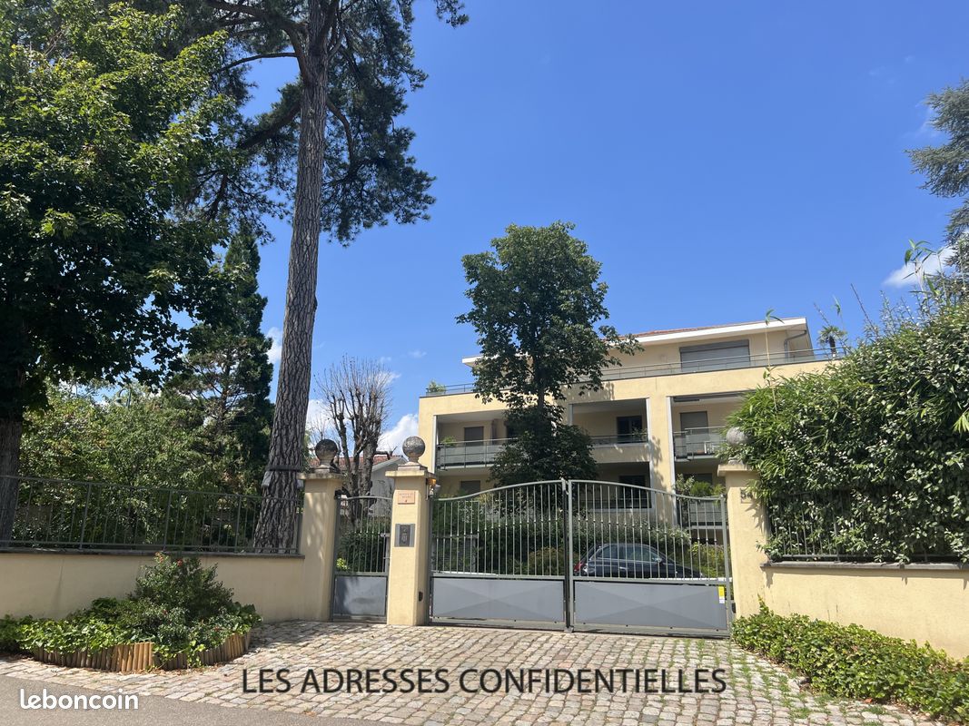 Appartement 5 pièces 120 m² · à Tassin-la-Demi-Lune · 120 m² · 2 425 €/mois