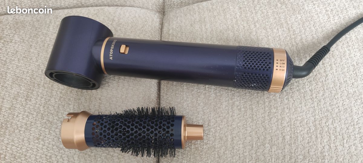 Sèche cheveux avec brosse ou soufflant (image 1)