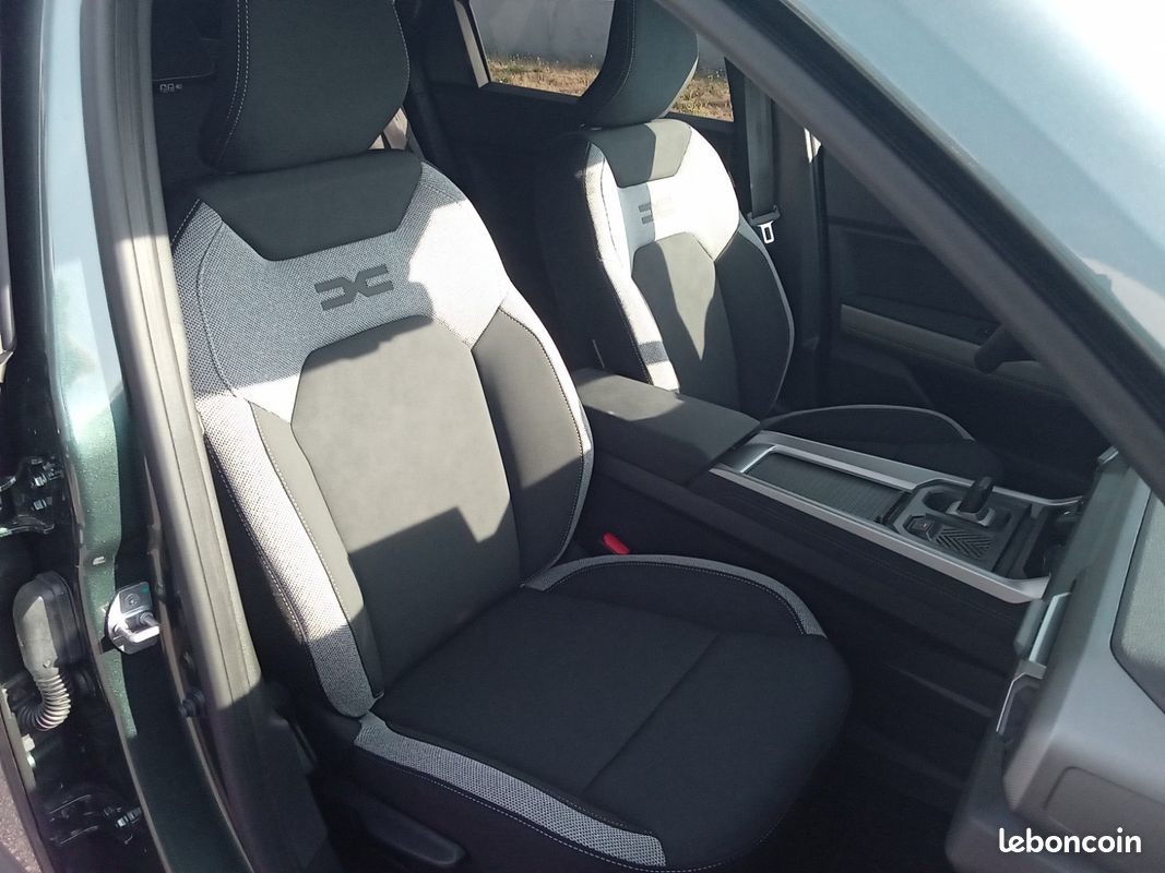 Dacia bigster hybrid 155 journey (image 15)