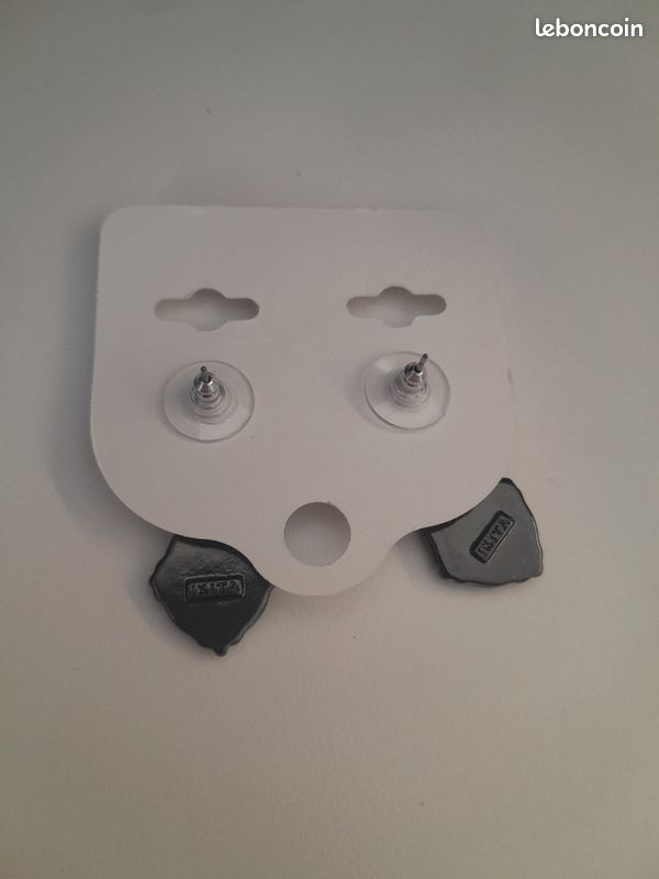 Boucle d'oreille neuf de marque Ikita (image 3)