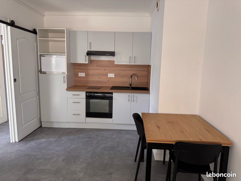 Appartement 1 pièce 28 m² · à Josselin · 27,8 m² · 550 €/mois