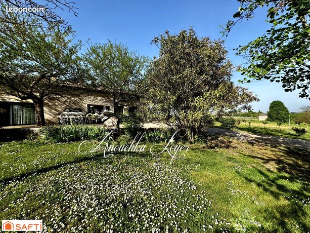 Propriété 10 pièces 270 m²