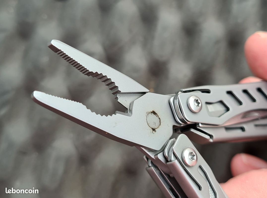 OUTIL MULTITOOL : Multitool 10 EN 1 (image 5)