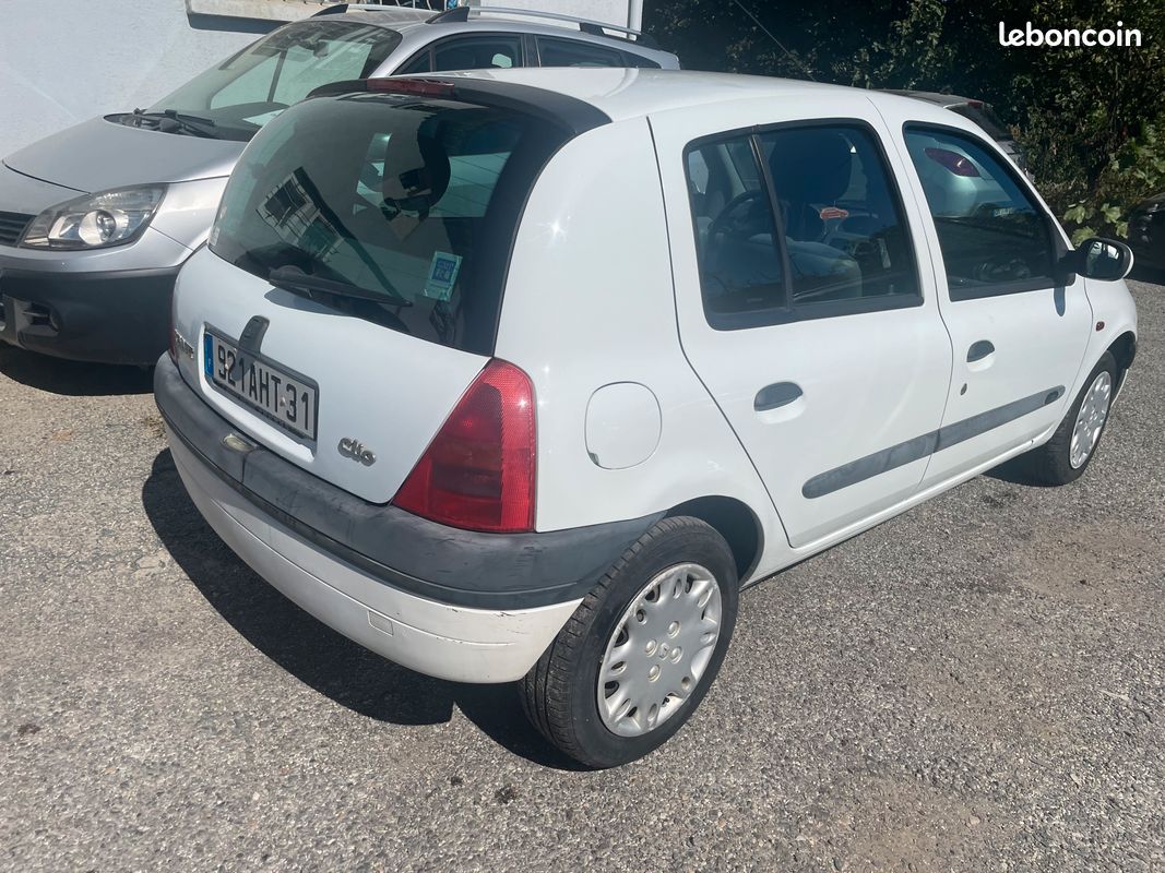 RENAULT Clio 1.2 (1149) 58ch 5p (image 3)
