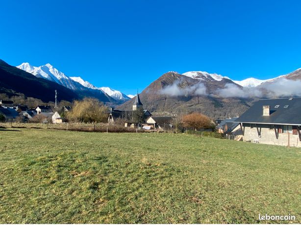 Terrain constructible vue exceptionnelle 1483m2 à 3 min de Saint-Lary-Soulan, projet de chalet locatif de luxe / permis de construire purgé