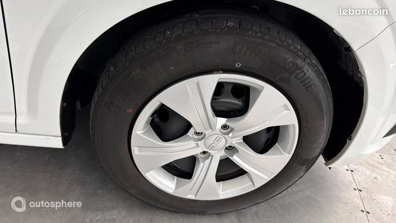Dacia Sandero 1.0 SCe 65ch Essential (image 20)
