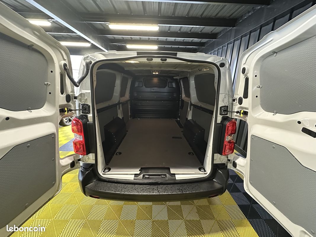 Fiat SCUDO FG XL 2.0 BLUEHDI 145CH S&S EAT8 (image 16)