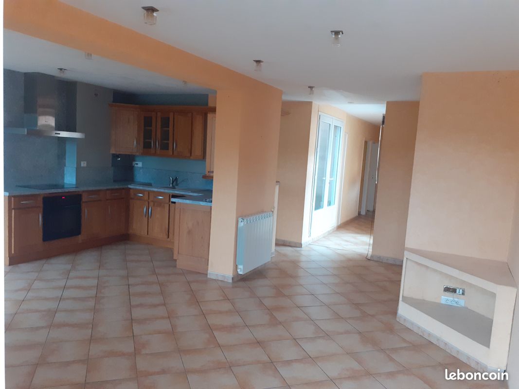 Appartement 4 pièces 80 m² · à Espalion · 80 m² · 850 €/mois