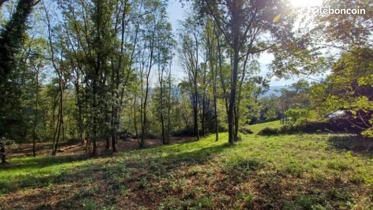 Terrain 3 925 m² Brive La Gaillarde
