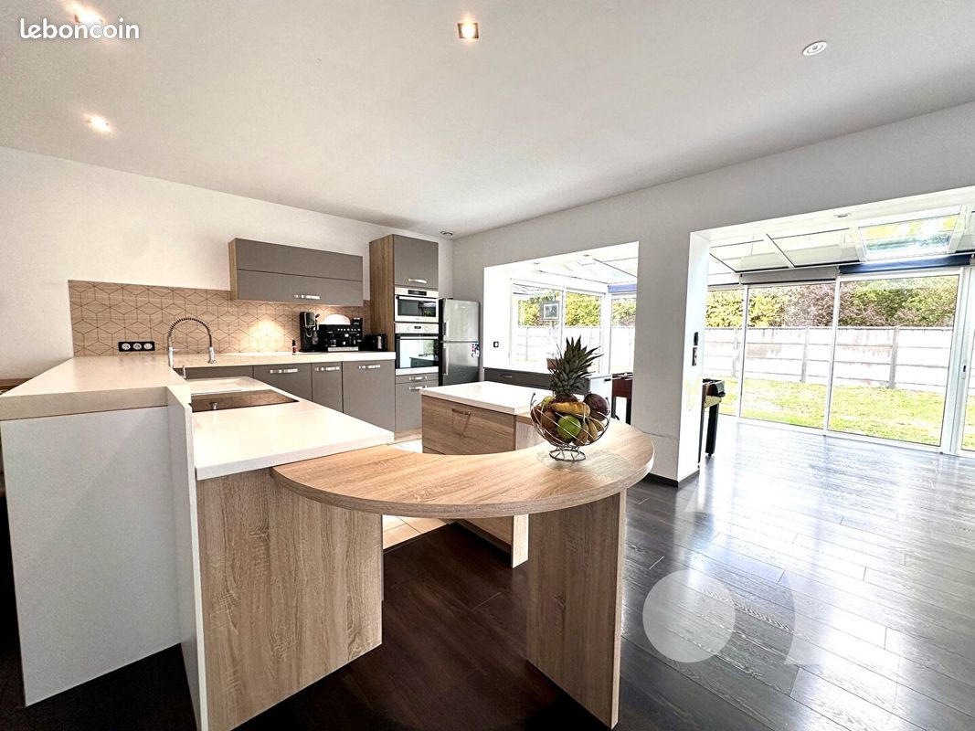 Maison 6 pièces 182 m² · à Macey · 182 m² · 336 000 €
