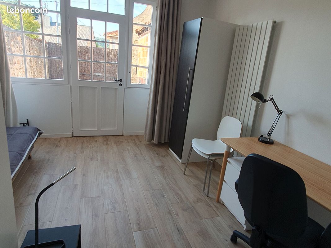 Appartement 1 pièce 16 m² · à Orsay · 16 m² · 690 €