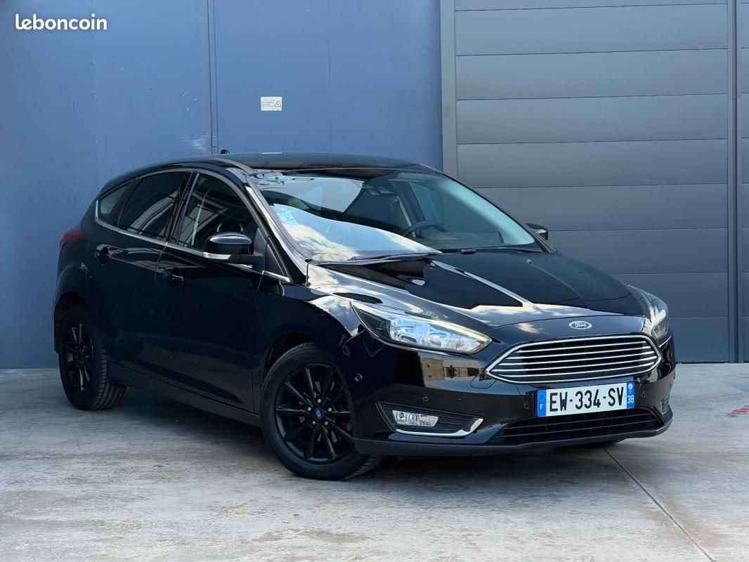 Ford Focus 1.0 EcoBoost 125 S&S Titanium / CAMERA KEYLESS DETECT ANGLE MORTS (image 2)