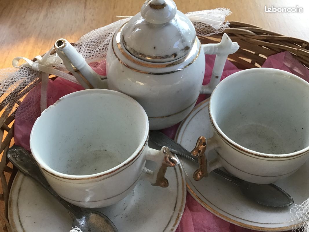 Dînette De Poupée Ancienne En Porcelaine - Service à Café - Fabriqué En France