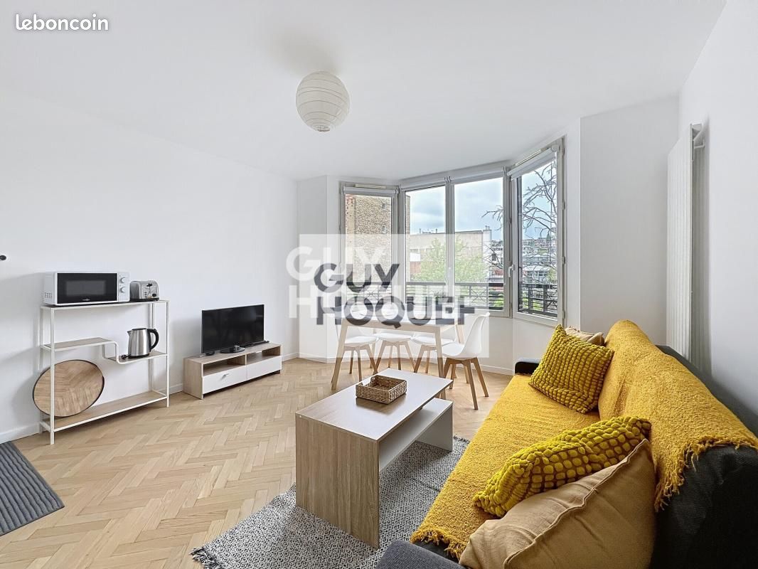 Appartement 1 pièce 25 m² · à Suresnes · 25 m² · 940 €