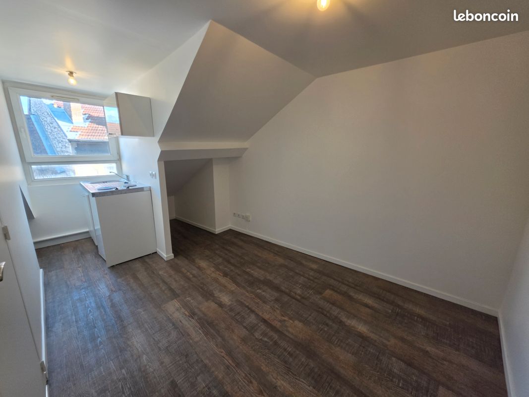 Appartement 1 pièce 11 m² · à Grenoble · 11 m² · 285 €/mois