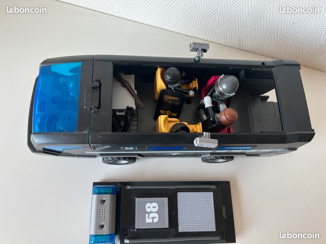 Playmobil divers lots en lien avec la police (image 6)
