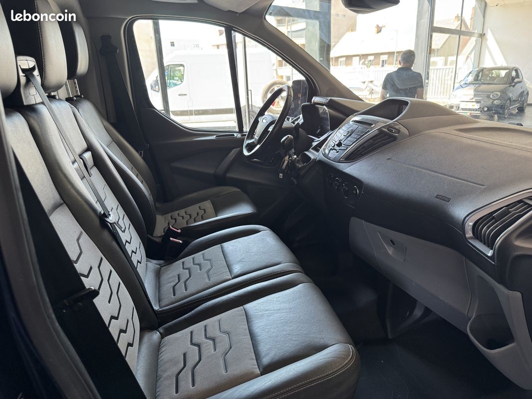 Ford TRANSIT CUSTOM FG L1H1 2.0 TDCI 170 (image 11)