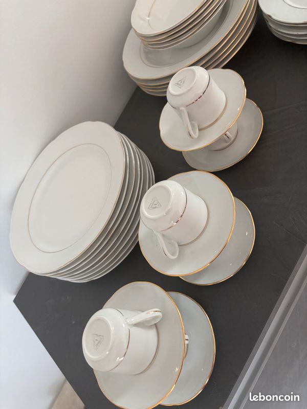 Service porcelaine de Limoges Doré (image 3)