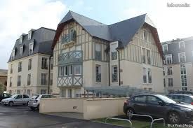 Appartement 3 pièces 79 m² · à Deauville · 79,3 m² · 1 031 €
