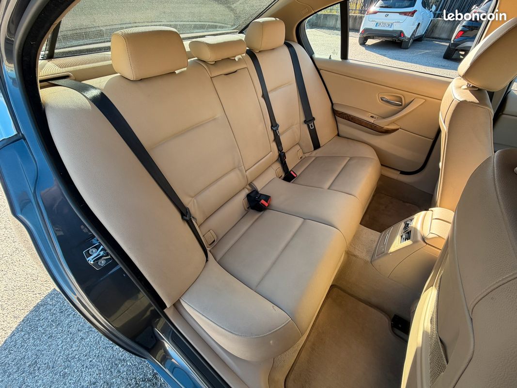 BMW Série 3 325i BVM Xdrive E90 – Cuir Xénon Régulateur – 4x4 – 218 Ch – 325xi (image 4)