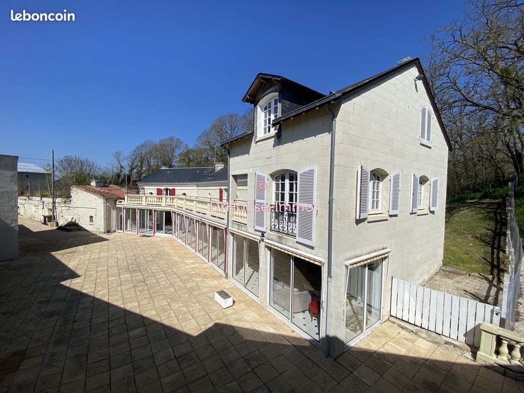Maison 7 pièces 283 m² - Loudun 86200 (image 2)