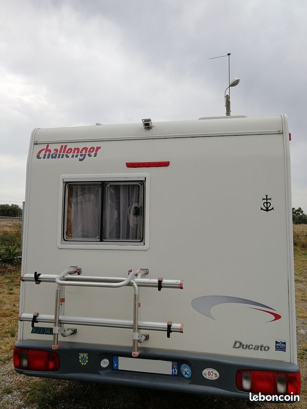 Location Camping Car 6 places 6 couchages (image 5)