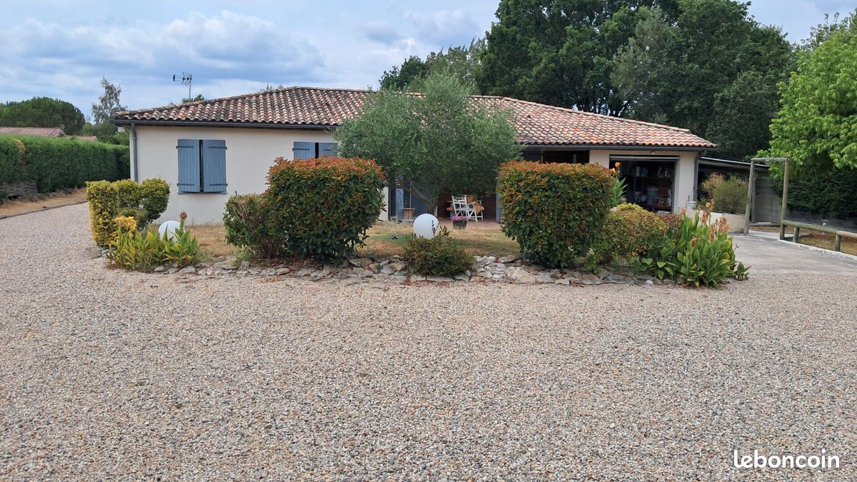 Maison 4 pièces 110 m² · à Barry-d'Islemade · 110 m² · 254 000 €