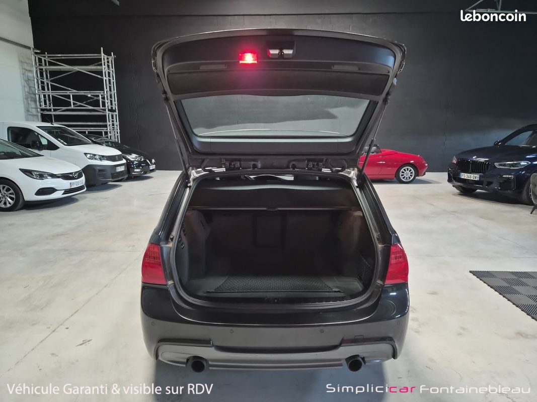 BMW SERIE (E91) TOURING 335XI PACK M 306Ch Garantie 12 mois (image 17)
