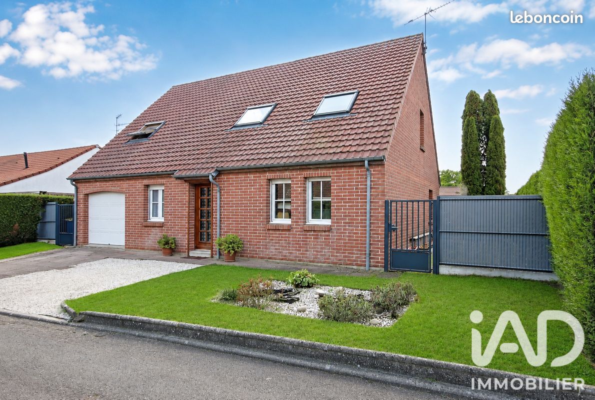 Maison 6 pièces 136 m² · à Beaurains · 136 m² · 299 000 €