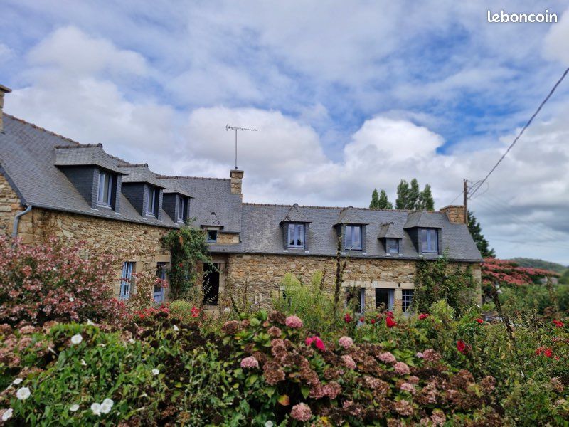 Maison 11 pièces 196 m² · à Ploubazlanec · 196 m² · 450 000 €