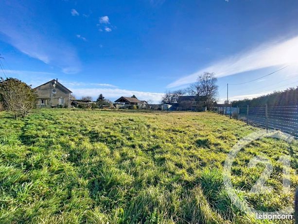 Terrain 901 m² La Ferte Hauterive