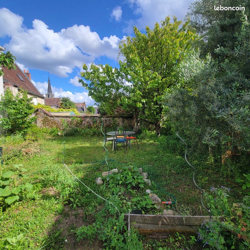 Maison 8 pièces 215 m² · à Luynes · 215 m² · 379 000 €