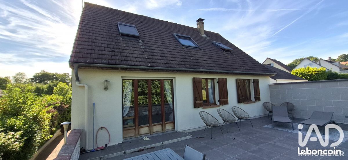 Maison 8 pièces 195 m² · à Coudun · 195 m² · 365 000 €