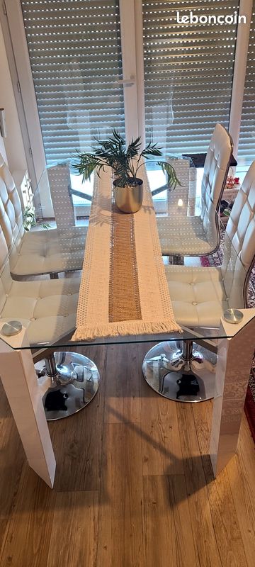 Table à manger + 4 chaises (image 3)