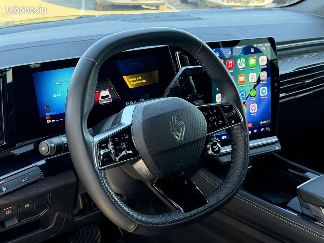 RENAULT AUSTRAL 1.2 E-Tech Hybride 200ch multi-modes Iconic / Apple Carplay / Faible kilométrage (image 5)