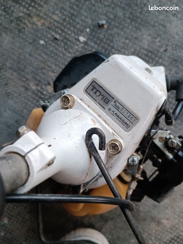 Débroussailleuse thermique Kawasaki TD18 (image 6)