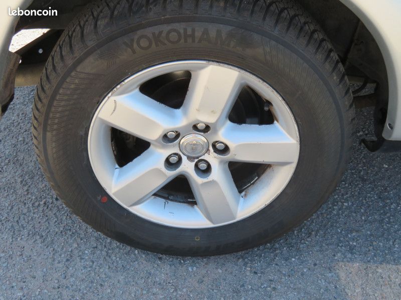 Toyota RAV4 115 D-4D VXE 5P (image 10)