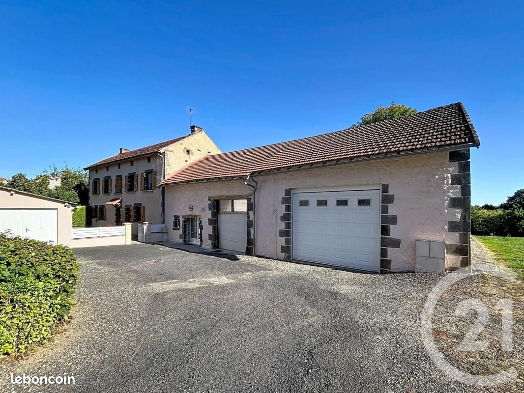 Maison 6 pièces 153 m² · à Chapdes-Beaufort · 153 m² · 279 000 €
